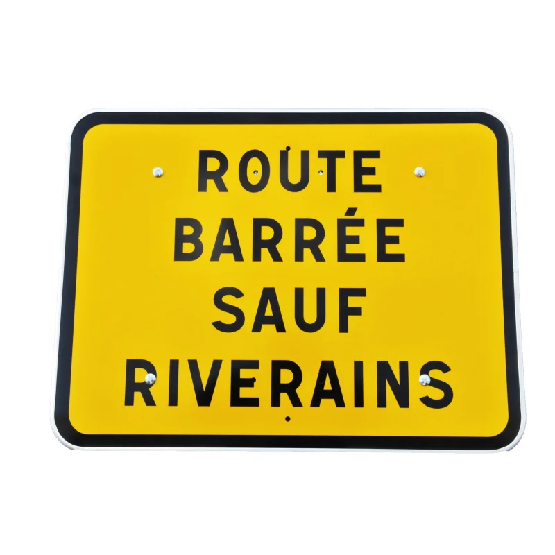 Panneau KC1 "Route barrée sauf riverains", classe CT1