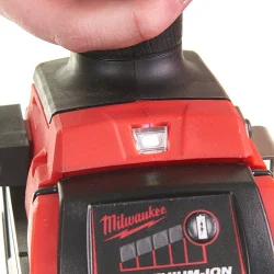 Perceuse visseuse à percussion Milwaukee 18V sans batterie